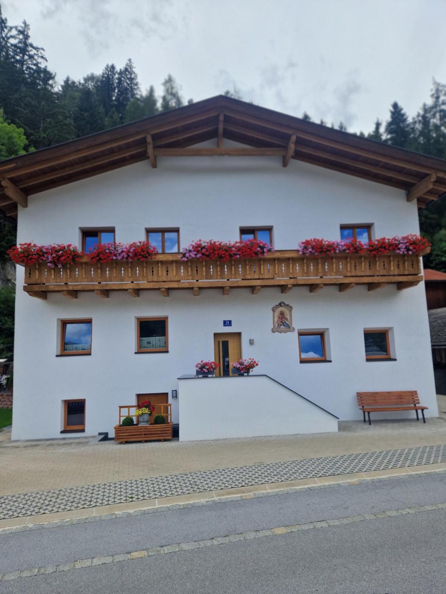 Apart Schlatter Prutz Exterior photo