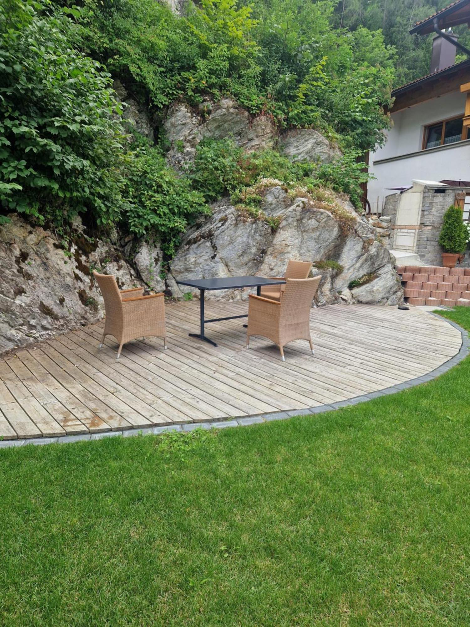 Apart Schlatter Prutz Exterior photo